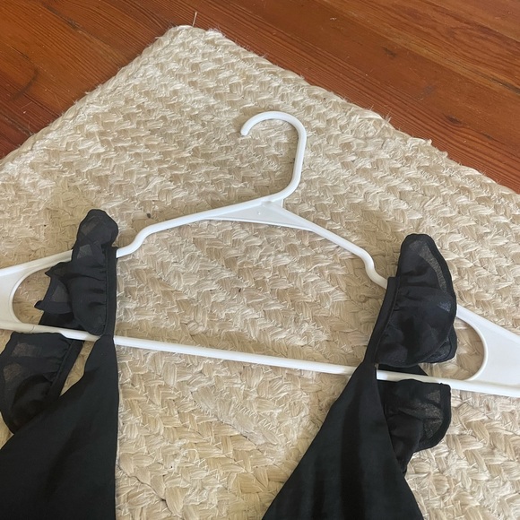 Crescent MIDI dress, from boutique, NWT, size M, sheer - Picture 3 of 7